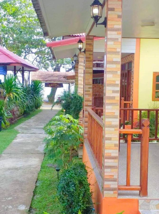 Coconut Corner Villa Ko Yao Noi Exteriör bild